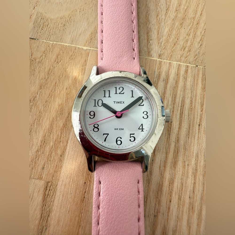 Dainty Timex ladies silver tone pink strap watch NEW BATTERY